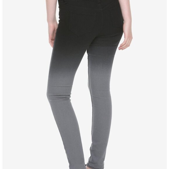 HT Denim Low-Rise Black Gray Ombre Skinny Denim Pants Size 11 Juniors - Picture 2 of 9